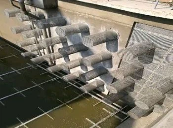 Horizontal Wedge Wire Screen Pipe Installation